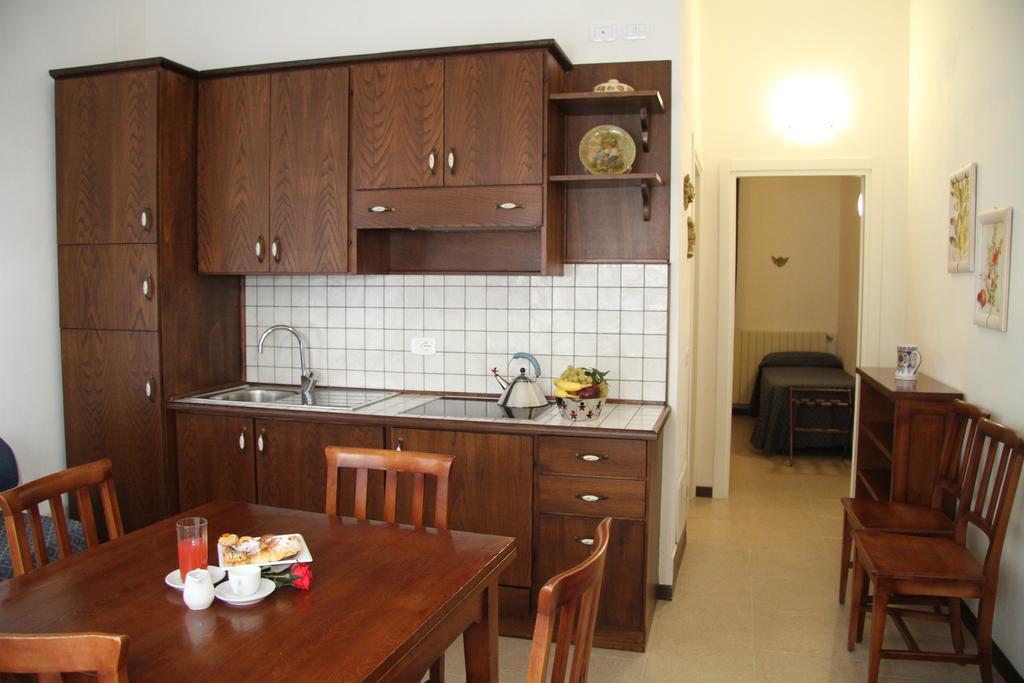 مارينا دي غروسيتو Residence I Due Pini الغرفة الصورة